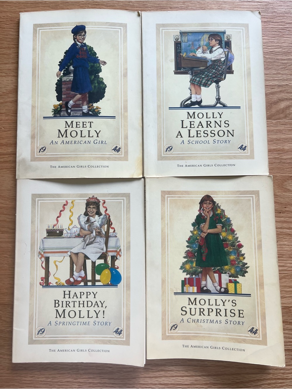 Molly First Edition 1986 American Girl Books Paperback